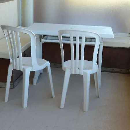 Centre Avec Terrasse Et Ascenseur - Fr-1-308-173 Daire Le Lavandou